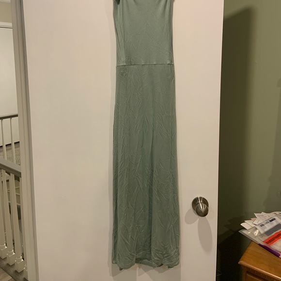 Sage green summer strapless dress - Picture 3 of 3